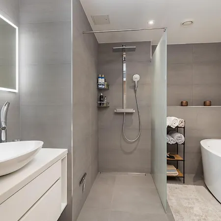 Ranna Tee Apartment